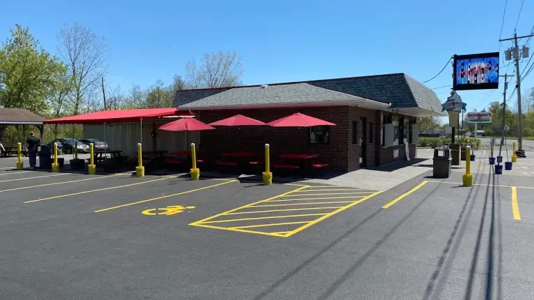 Bonomo's Dari Creme and Frozen Dessert storefront