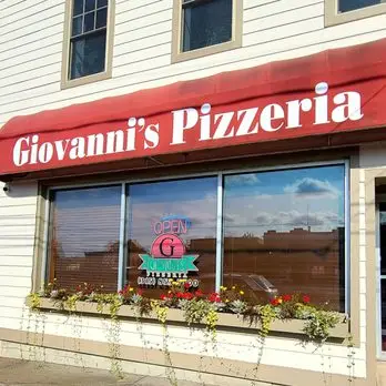 Giovanni's Pizzeria Storefront